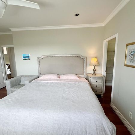 A Cozy Bedroom With A Private Washroom Close To Yvr Richmond Extérieur photo