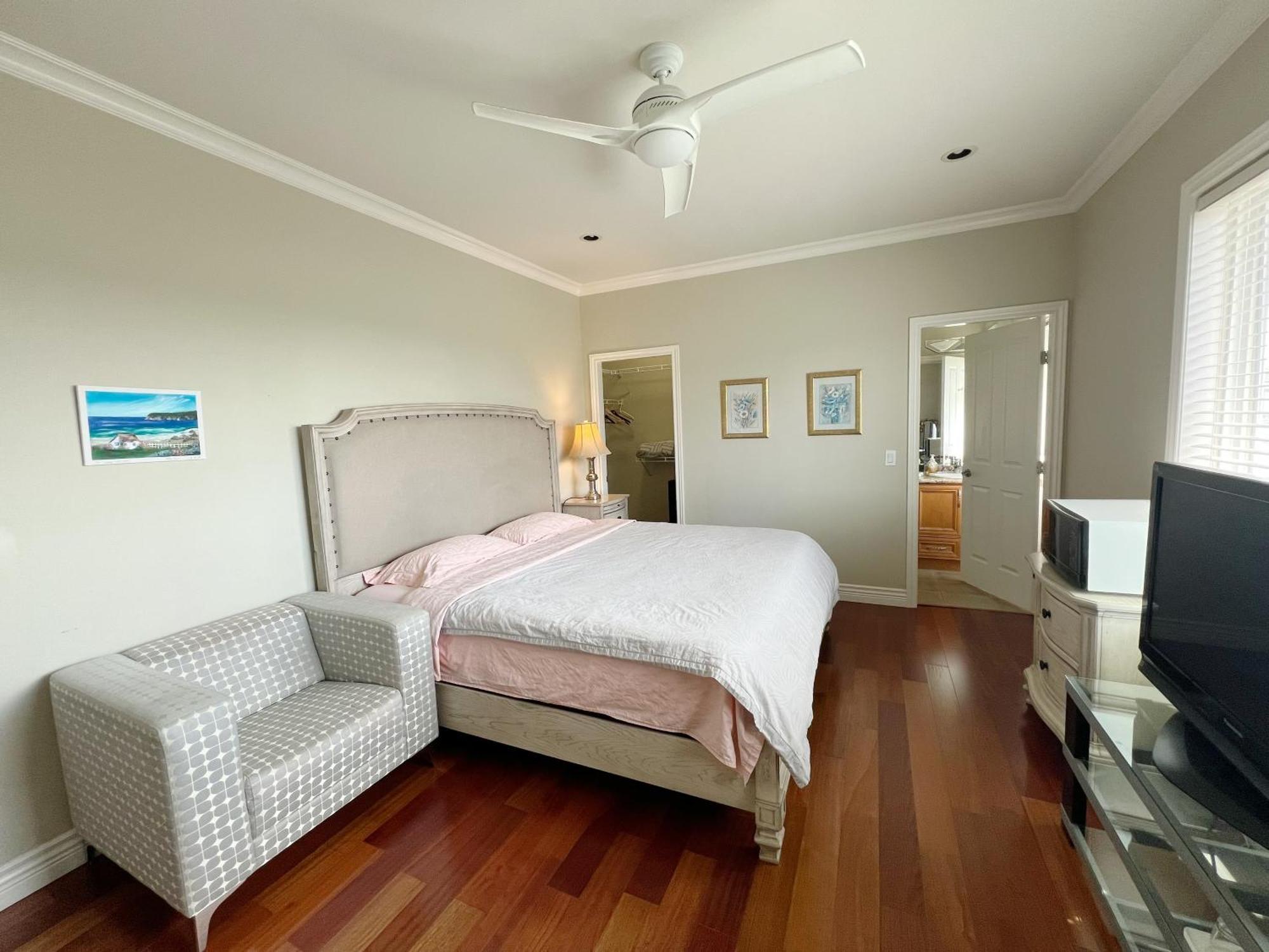 A Cozy Bedroom With A Private Washroom Close To Yvr Richmond Extérieur photo